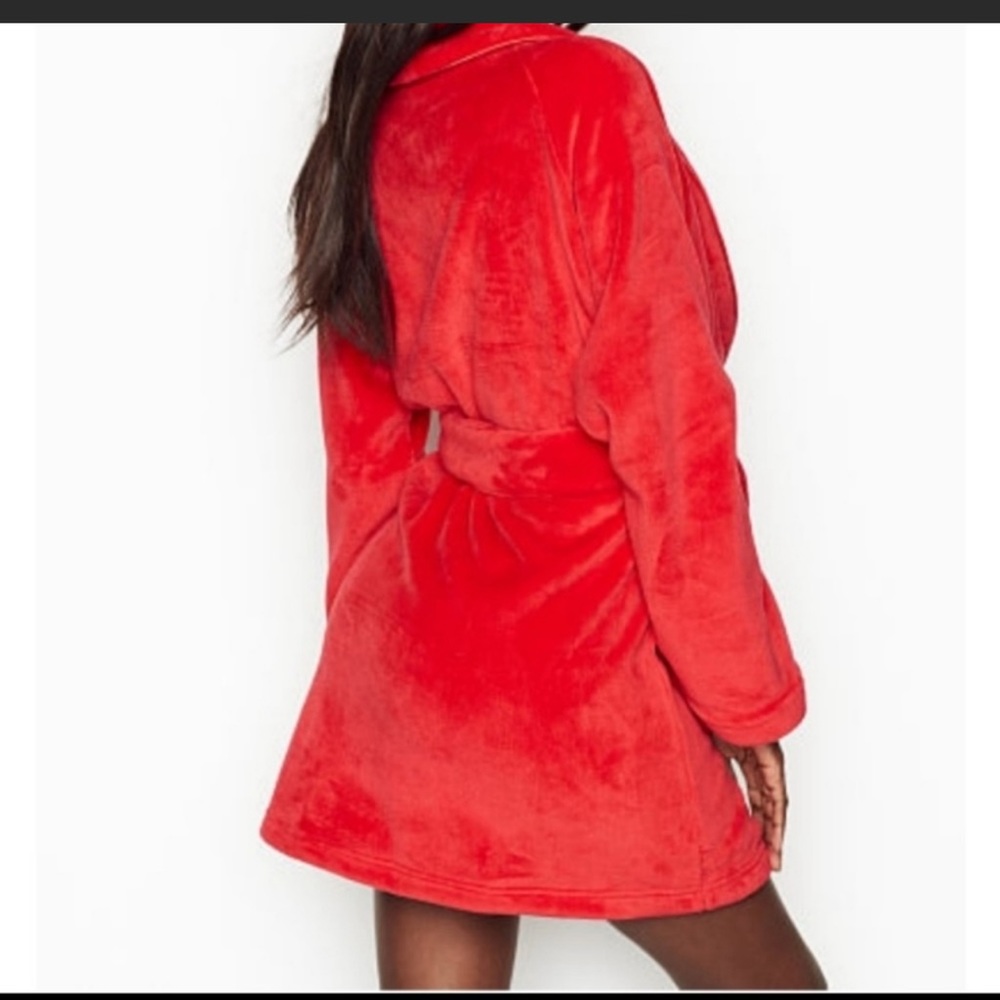 Victoria’s Secret Cozy Robe - Picture 3 of 6
